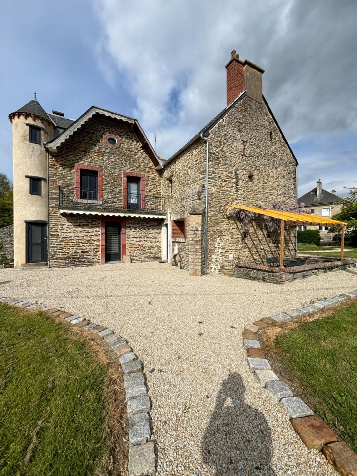 Gite De La Petite Tour Pontorson Buitenkant foto